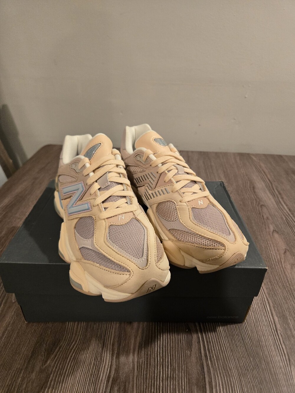 NIB New Balance 9060 Beige Pink Beige Rose US Men's 9 Women's 10 1/2